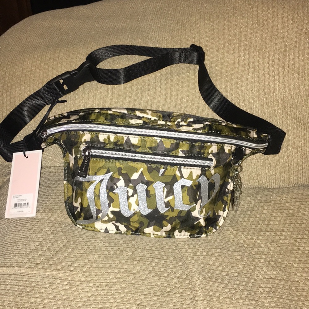 💚 NWT Juicy Couture Star Studded Belt Bag - Picture 1 of 8